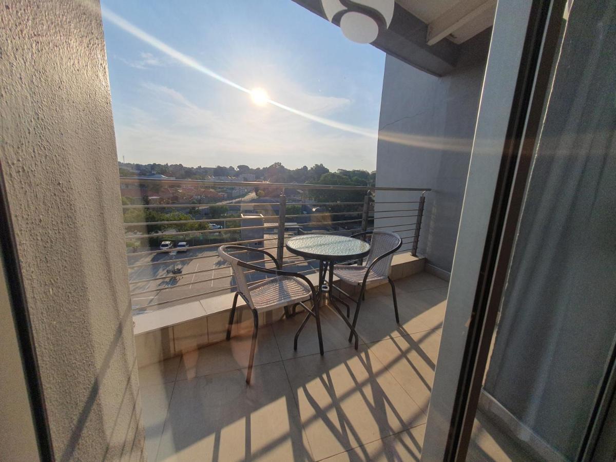 Unit 26, Genesis Daire Johannesburg Dış mekan fotoğraf